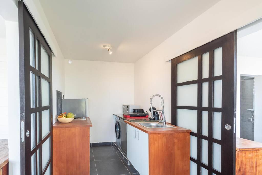 T3 Lumineux Avec Vue Exceptionnelle Et Piscine Oasis De Nature Et Serenite Petit-Canal Extérieur photo